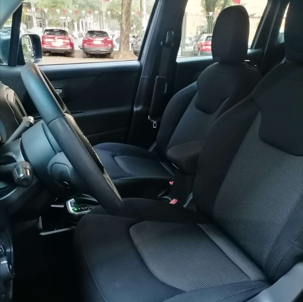 Jeep RENEGADE SPORT 2020 — imagen 2 de 8