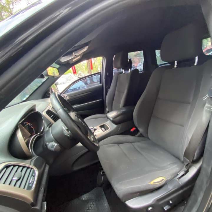 Jeep GRAND CHEROKEE LAREDO 2014 — imagen 1 de 6