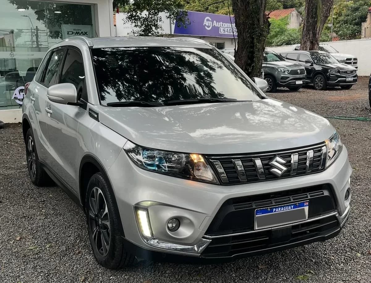 Suzuki Vitara 2023 — imagen 1 de 15
