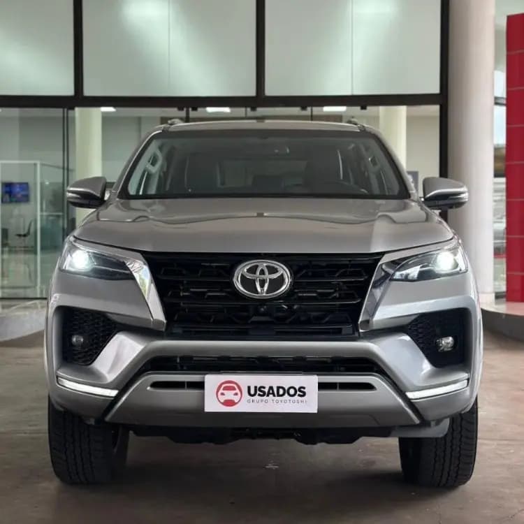 Toyota Fortuner SRV 2023